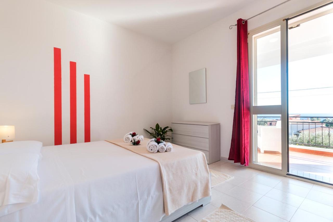 Suite Apartment La Punta Кала-Гононе Экстерьер фото
