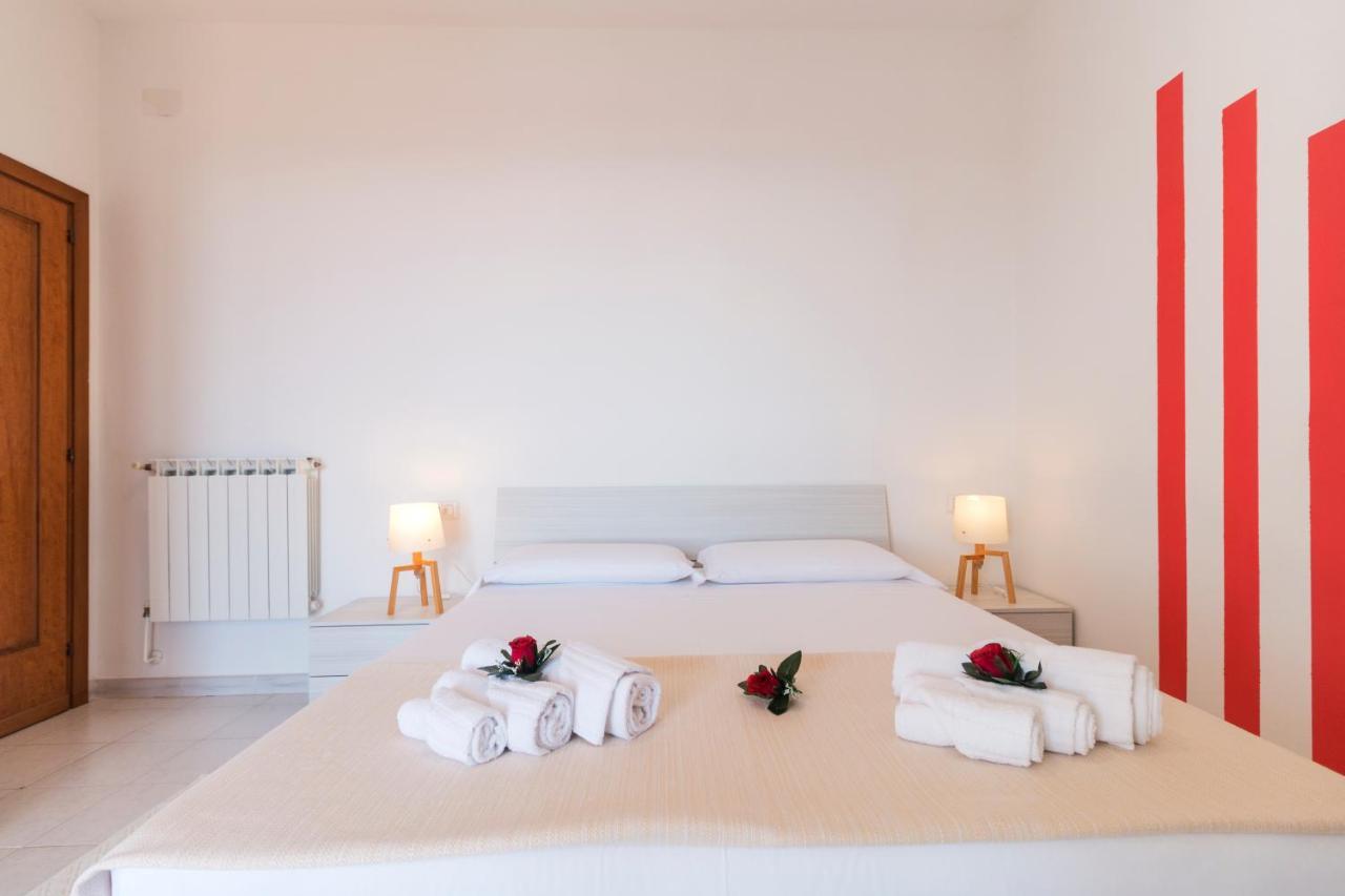 Suite Apartment La Punta Кала-Гононе Экстерьер фото
