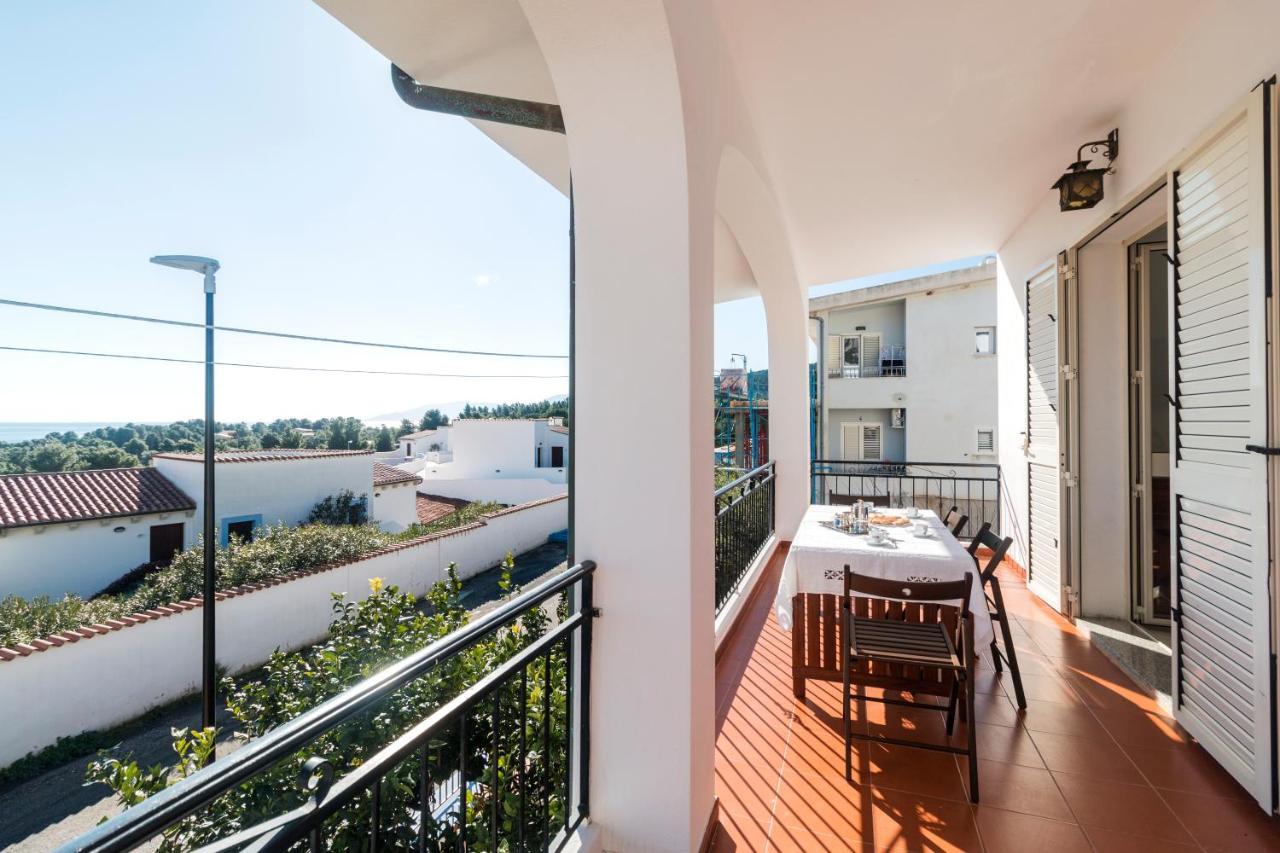 Suite Apartment La Punta Кала-Гононе Экстерьер фото